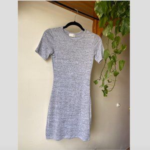 Aritzia Wilfred T-Shirt Dress in Grey, XXS